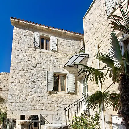 Kamena U Mirnoj Ulici Blizu Centra Trogira Willa Trogir