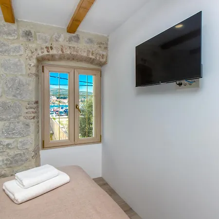 Kamena U Mirnoj Ulici Blizu Centra Trogira Villa Trogir